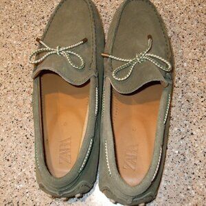 ZARA Green Suede Driving Loafers! Size 41 (10)